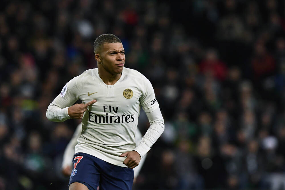 小厨房大冰箱, 放哪既合适又美观?